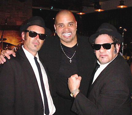 a pic with sinbad after a cleveland show together