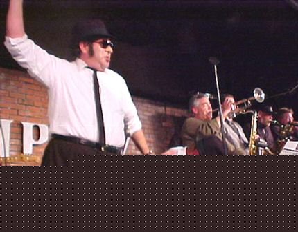 The end of Soul Man - live